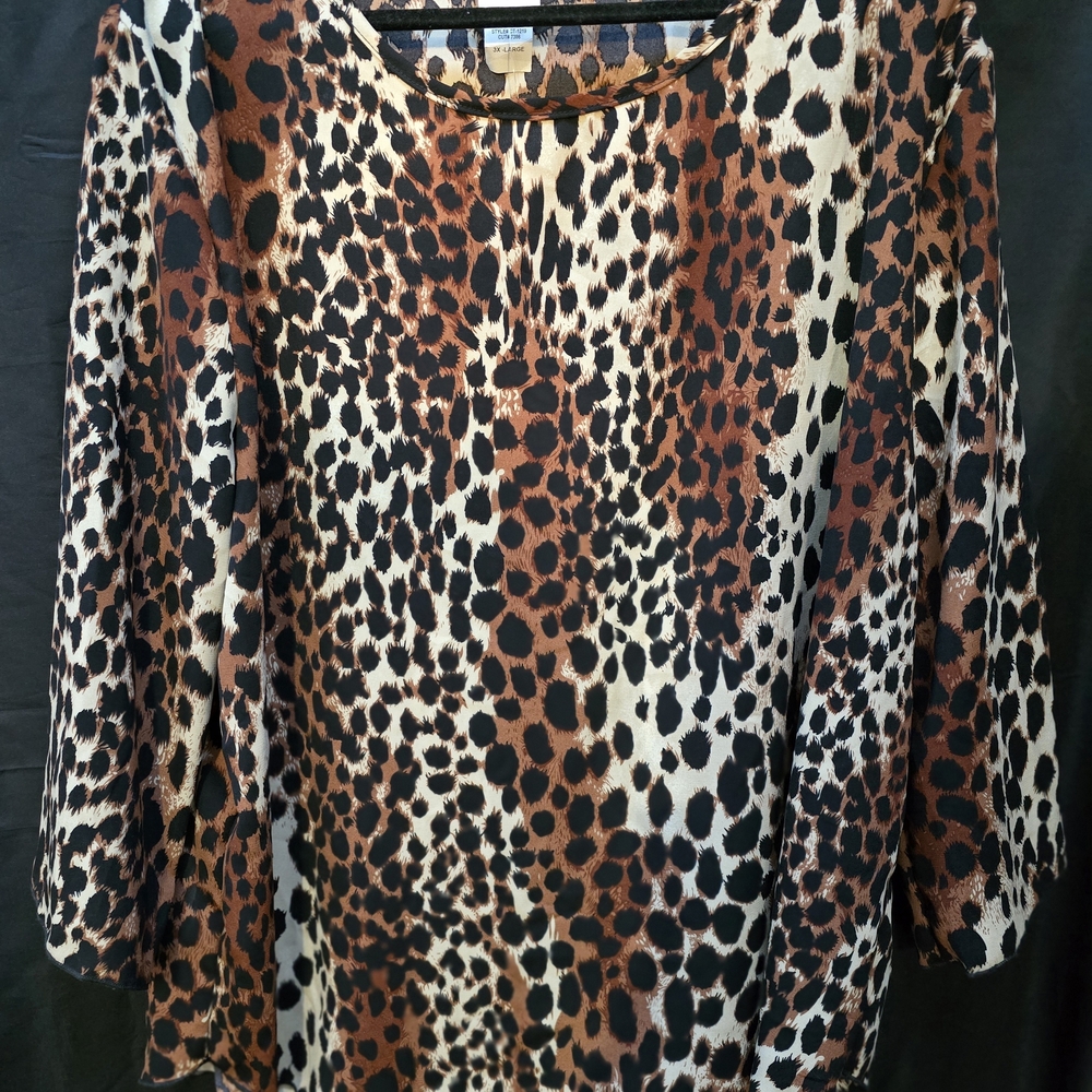 Animal Print Scoop-Neck Blouse in Brown and Black